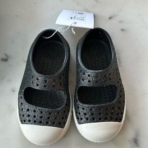 Little girls Native Juniper Bling Black C5 BNIB